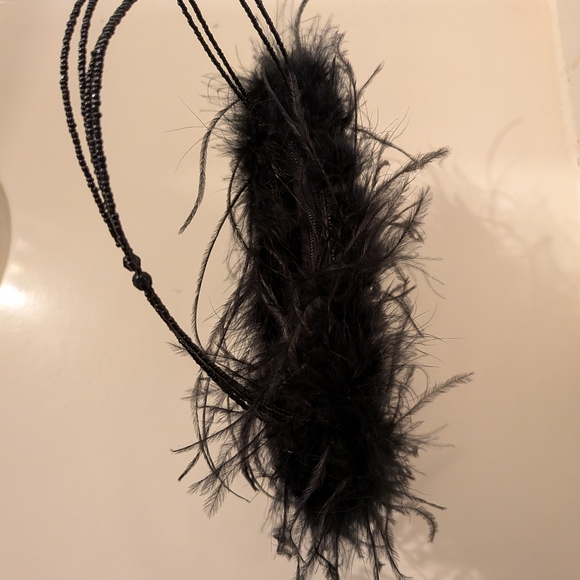 Preppy Chic Black Beaded & Feathered Small Tote Bag - Picture 5 of 6